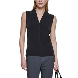 NWT Women’s Gathered V-Neck Black Sleeveless Top